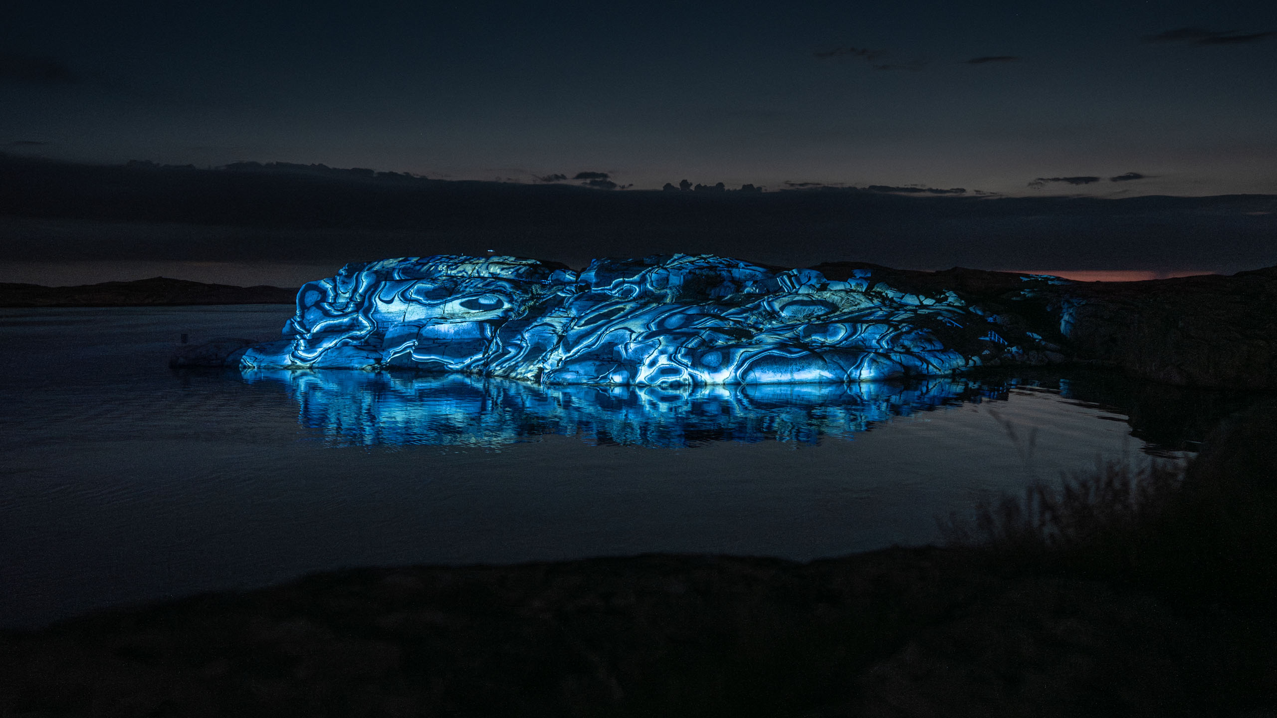 philipp-frank-lithogenesis-island-of-light-42 philipp-frank-lithogenesis-island-of-light-42